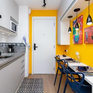Yellow Bras Apartamento